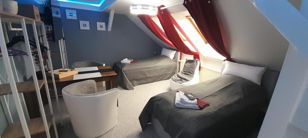 Best-Preis -Vip Lounge- Mit Netflix, Self-Check-In, Ebike Ladestation, Fahrradraum, Wlan Und Netflix - Direkt Am Elberadweg Im Herzen Von 비텐베르게 외부 사진