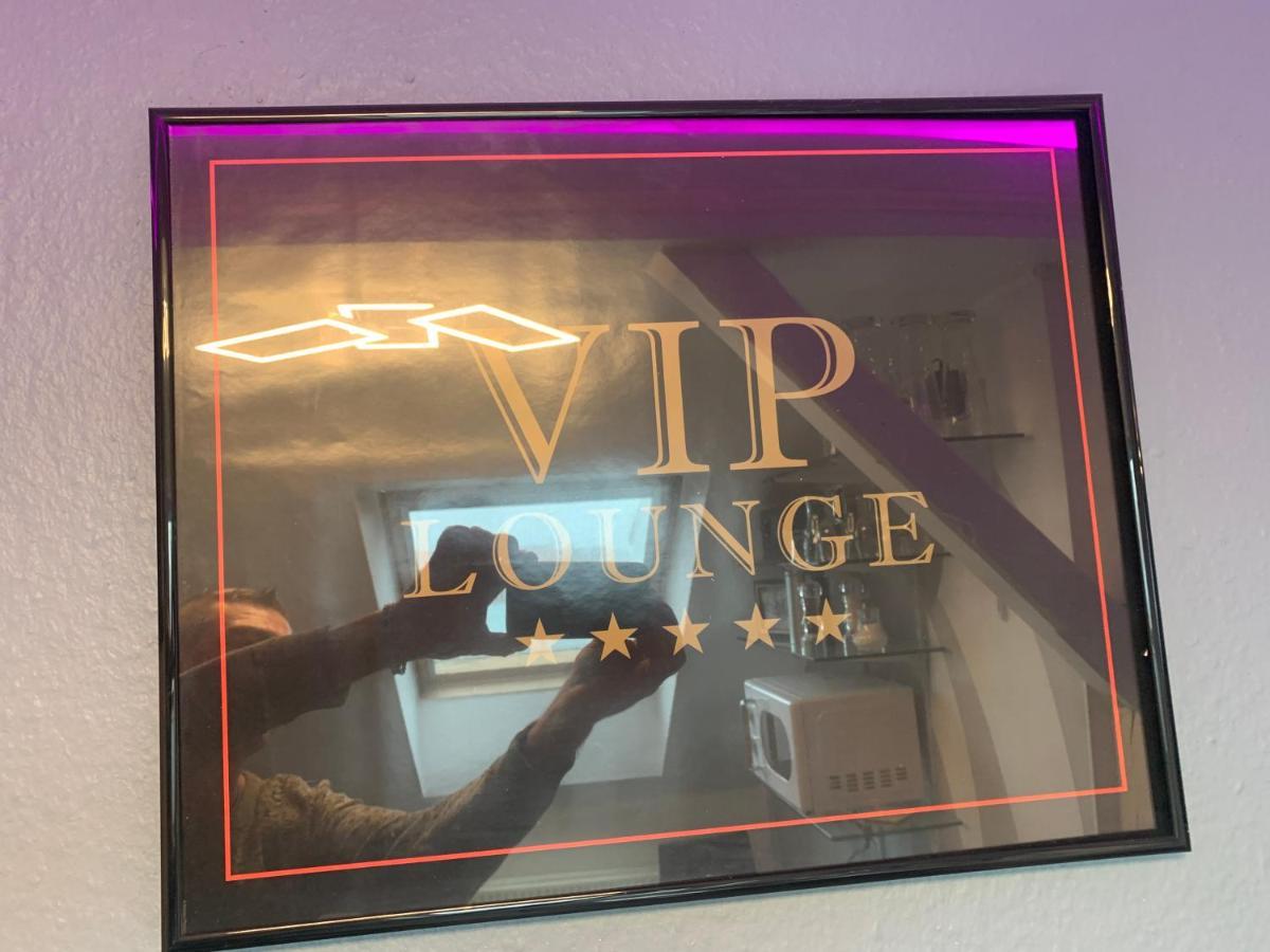 Best-Preis -Vip Lounge- Mit Netflix, Self-Check-In, Ebike Ladestation, Fahrradraum, Wlan Und Netflix - Direkt Am Elberadweg Im Herzen Von 비텐베르게 외부 사진